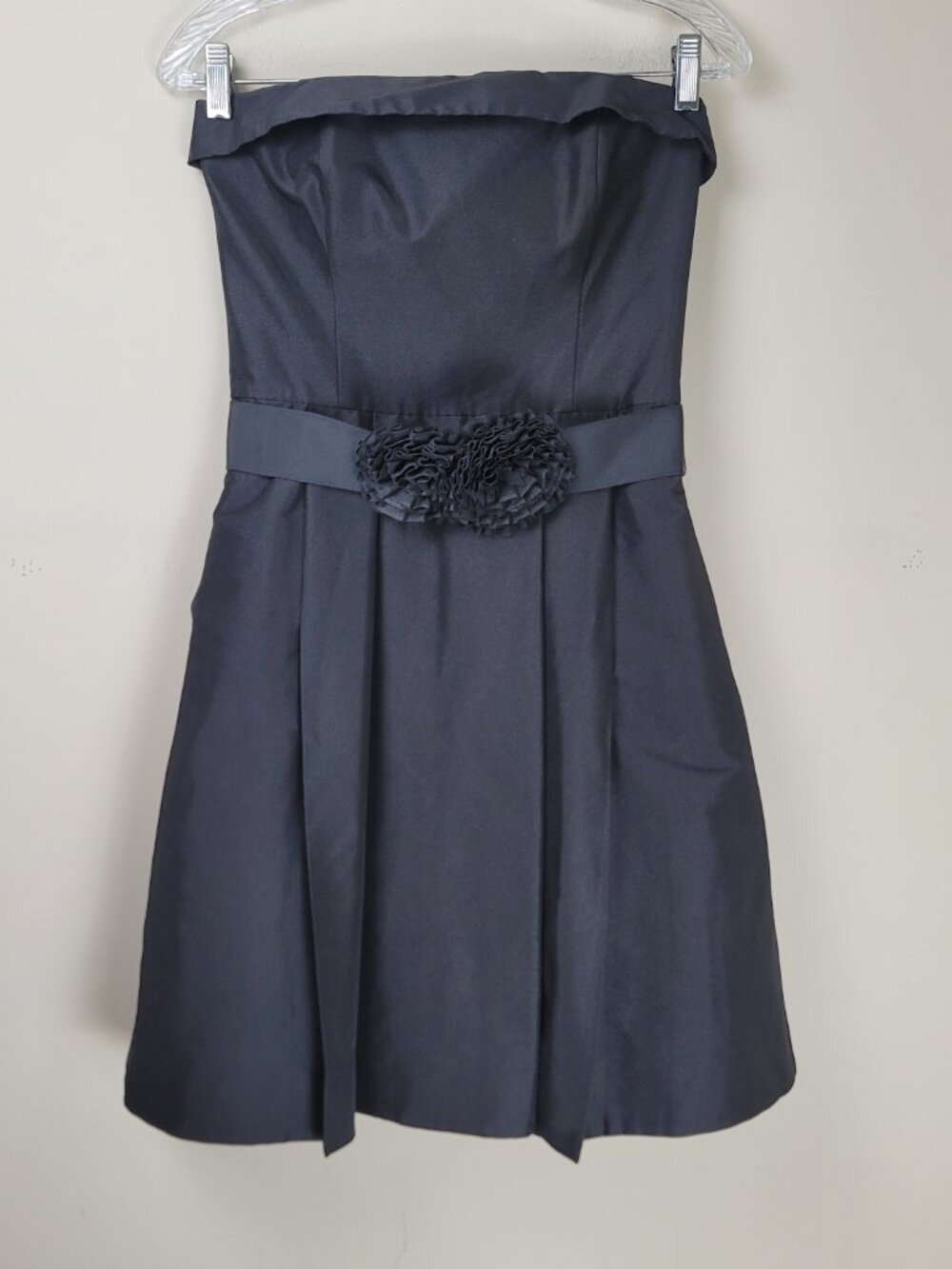 WHBM Strapless Black Cocktail Dress Size 4 Fit Flare Mini Little Black Dress - Picture 2 of 12